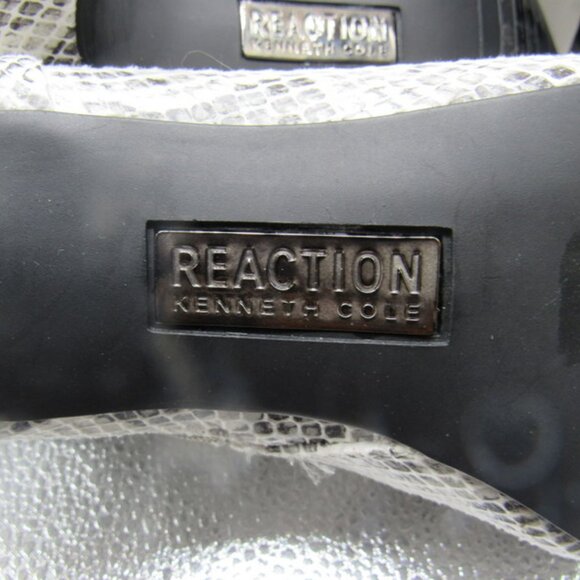 Kenneth Cole Women's Ankle Boots. Size 7..5.  Grey/White. NWT - Picture 7 of 10